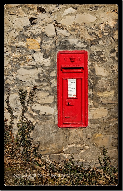 Post-Box-Upperdale,-Monsal-02966DO