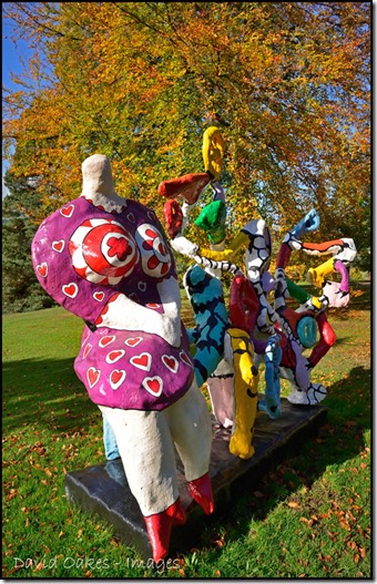 LaMachine-a'-Rever-by-Niki-DE-Saint-Phalle,-Chatsworth-787