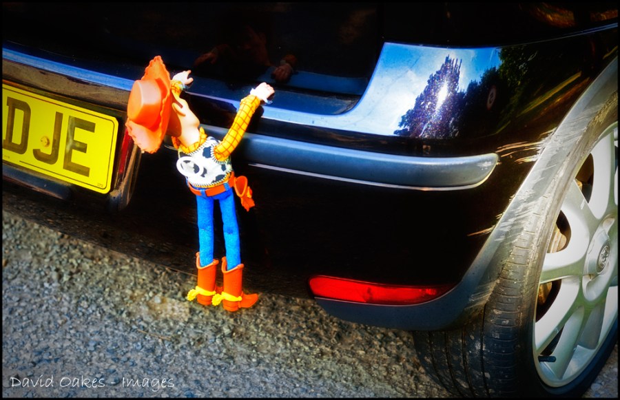 _DOI6030_00009--with-glow