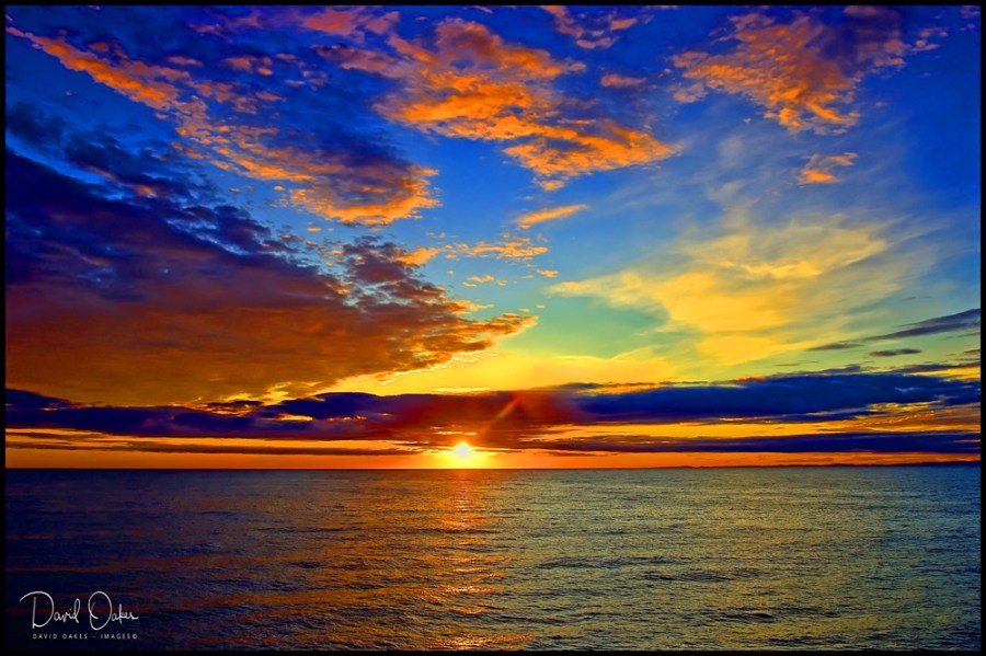 Arctic-Sunset-at-Mid-summer