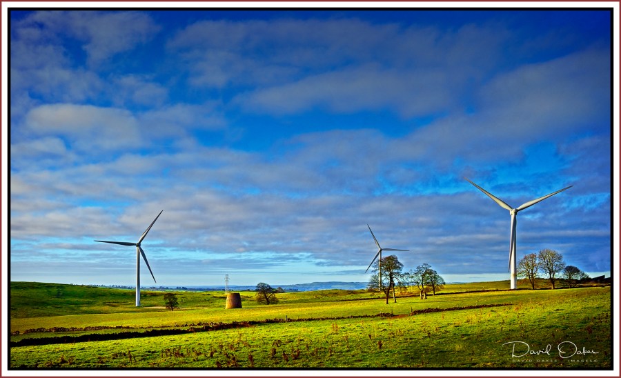 Windfarm-Derbyshire-bb