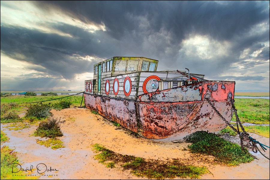 Cley,-Norfolk--House-Boat