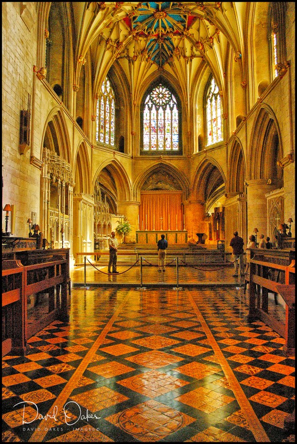 TEWKESBURY-The-Nave,-TEWKESBURY-ABBEY-06