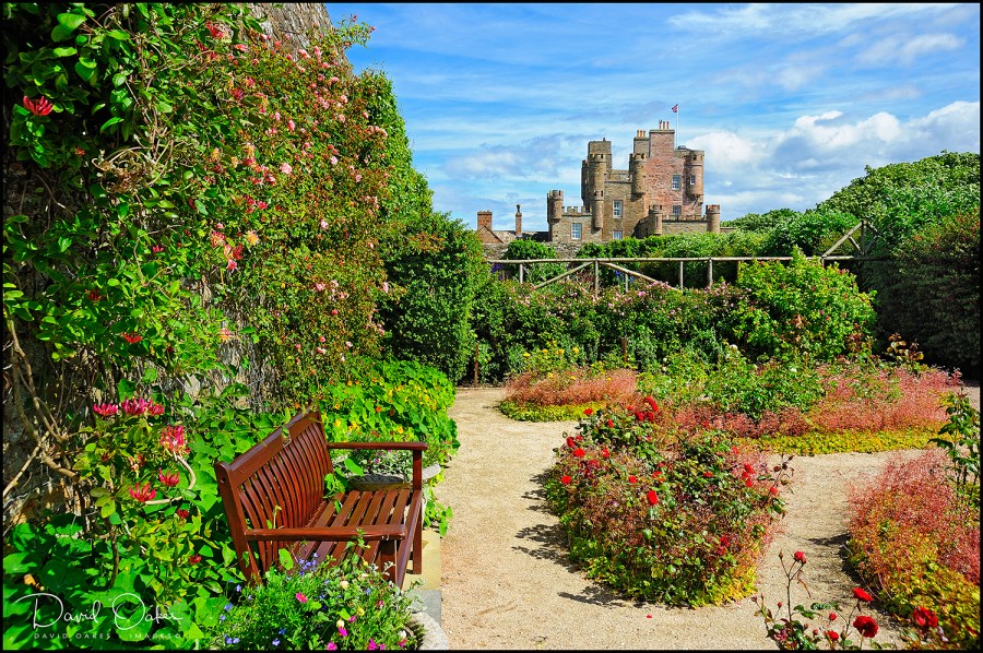 Castle-and-Gardens-of-MEY,-SCOTLAND-0541