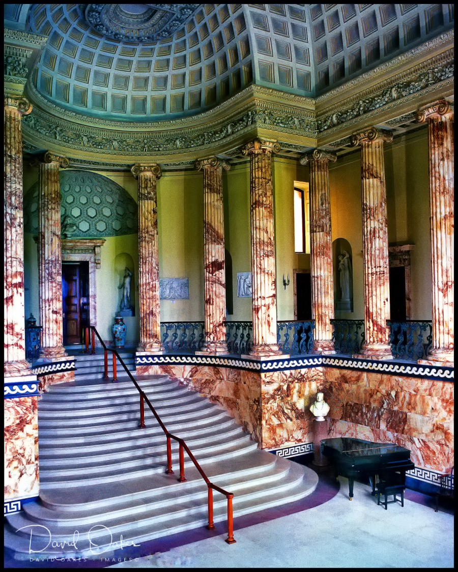 Holkham-Hall087