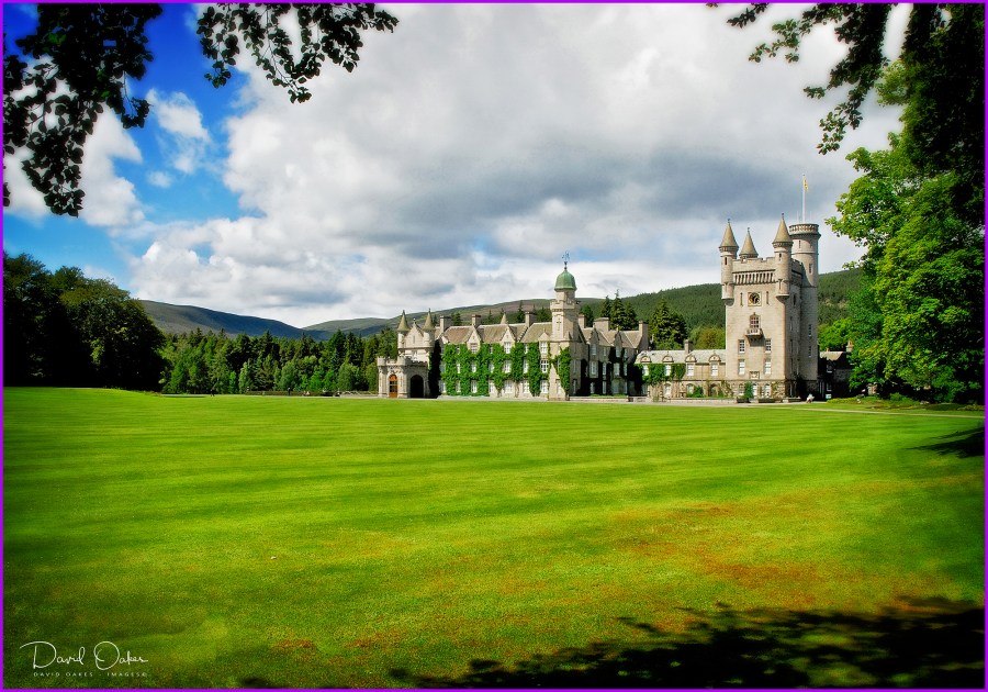 Balmoral-Castle,-web