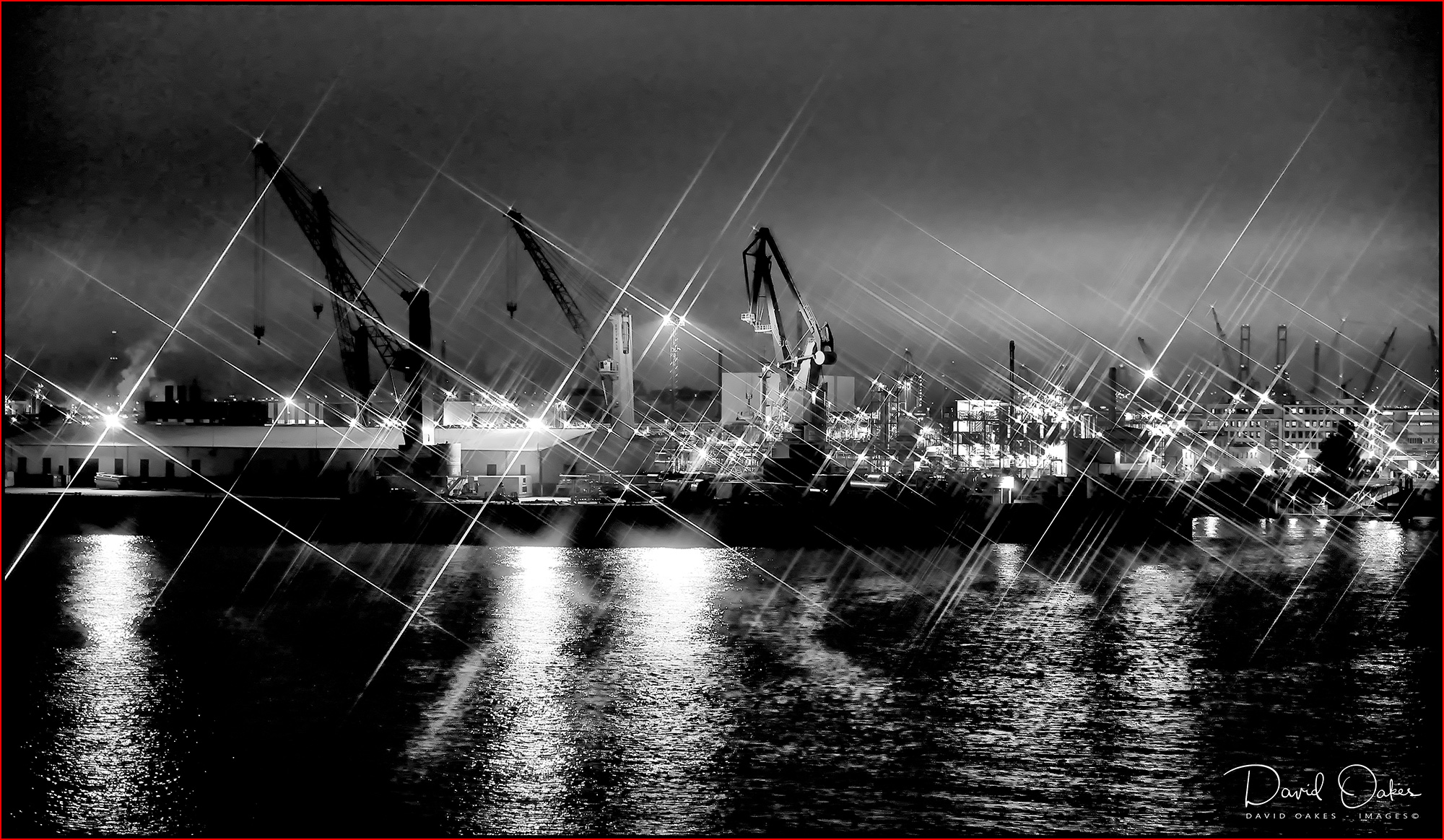 Hamburg-at-night