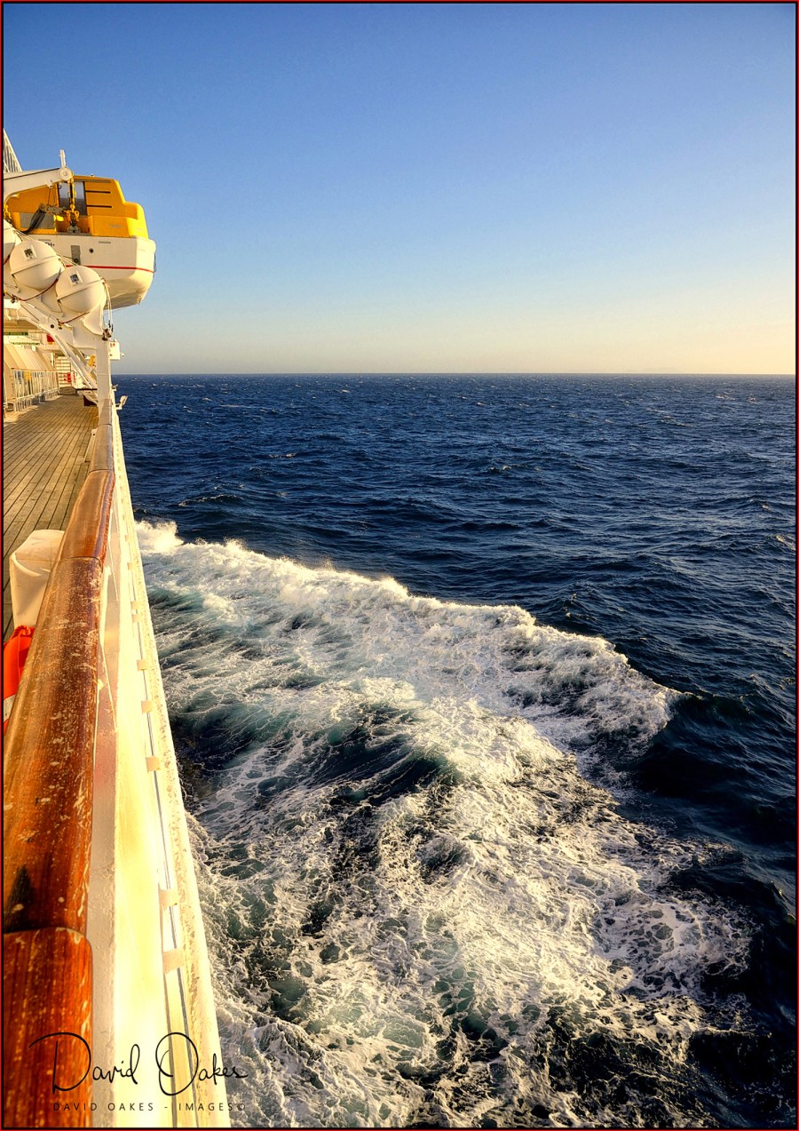 OUTWOOD-N2_00002-web1000x1500U-100 - Copy